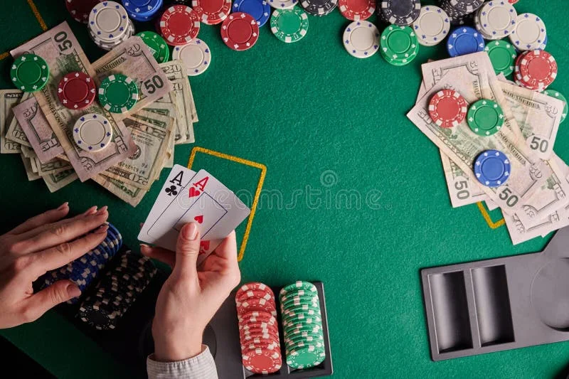 Antarmuka permainan kartu dan meja digital HAPPYBET188